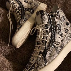 Python ballenciago $150